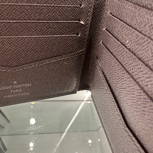 Louis Vuitton Slender Wallet - Picture 5 of 6